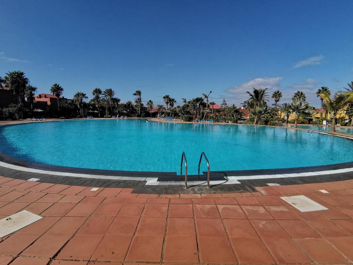 Appartamento Spagnolo Oasis Tamarindo Corralejo Luaran gambar