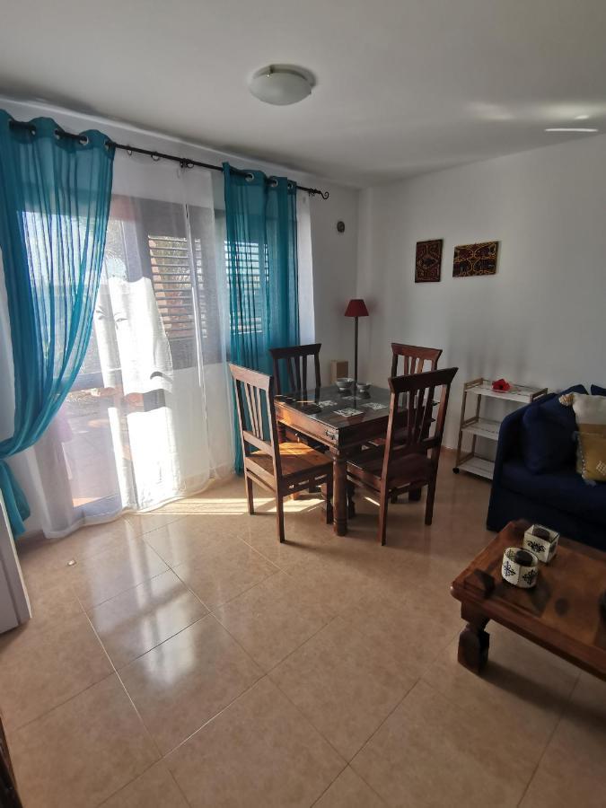 Appartamento Spagnolo Oasis Tamarindo Corralejo Luaran gambar