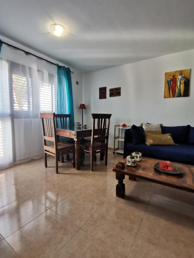 Appartamento Spagnolo Oasis Tamarindo Corralejo Luaran gambar